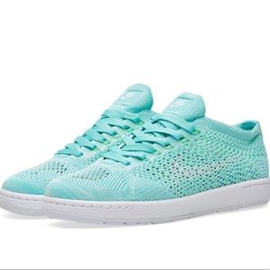 Nike Classic Ultra Flyknit (Hyper Turquoise/White)